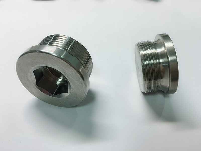 Șurub cu inel din oțel inoxidabil la comandă cu inel cheie ss